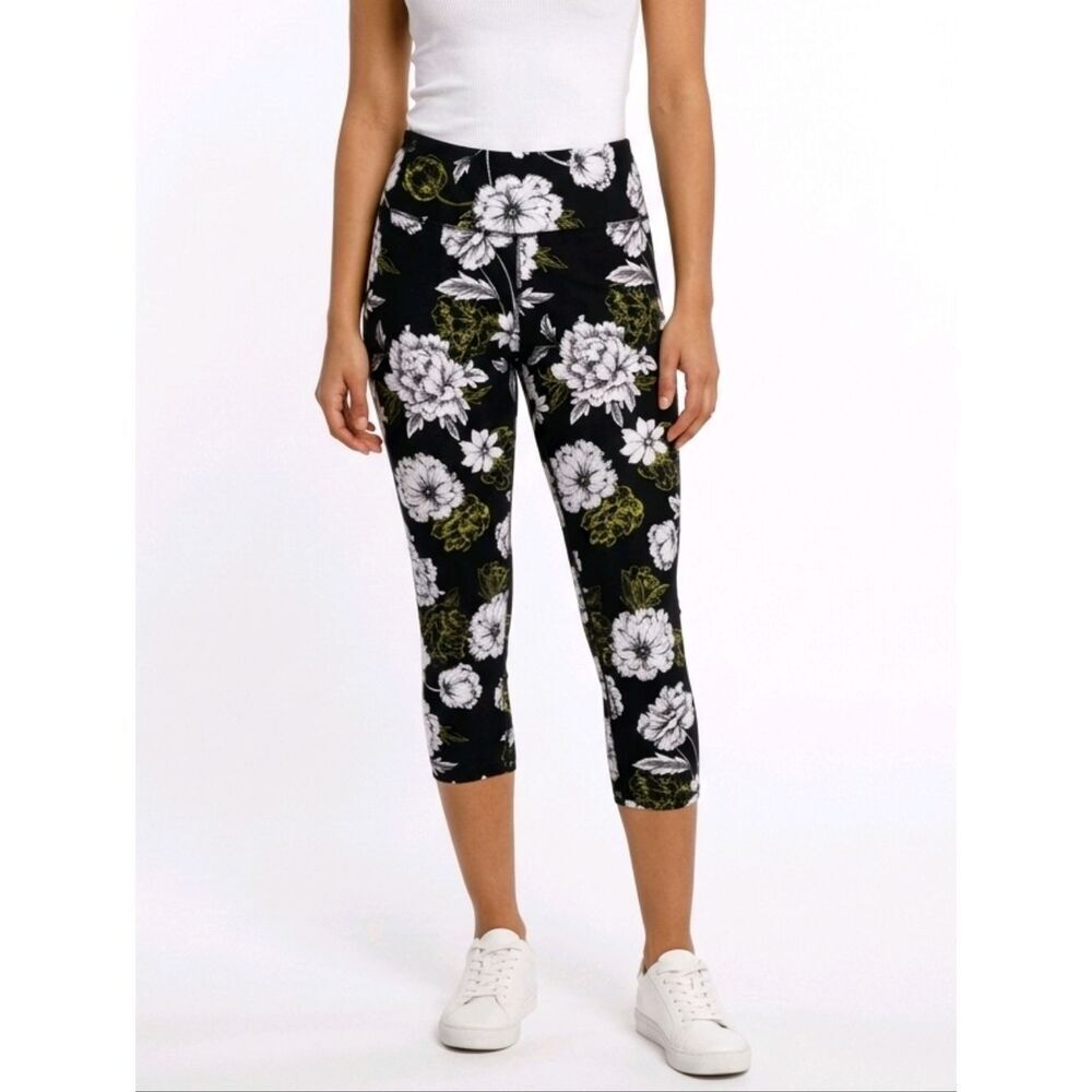 Calvin Klein Black & White Floral Performance Wick Cropped Yoga Workout …